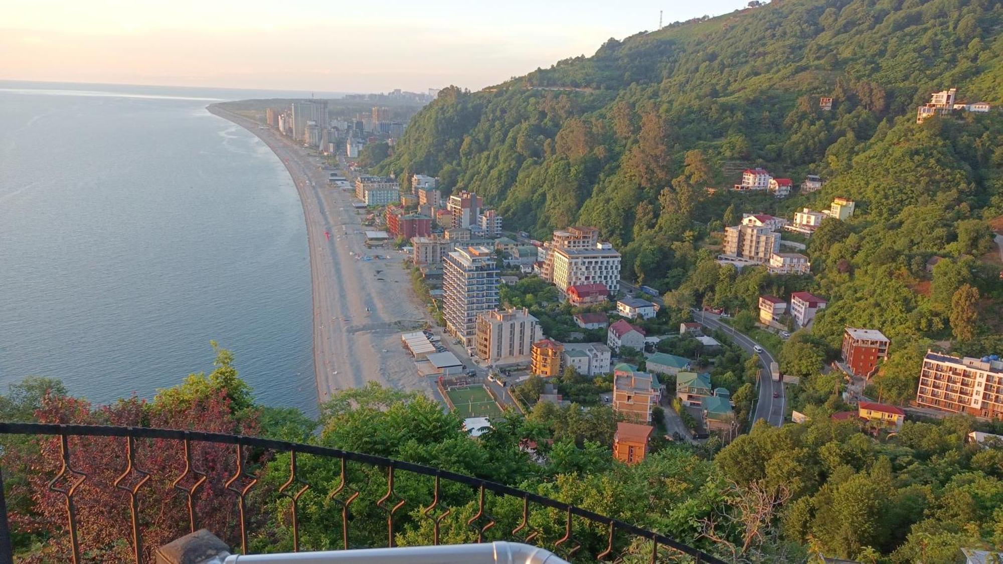 Albatross Kvariati Guest House Zewnętrze zdjęcie